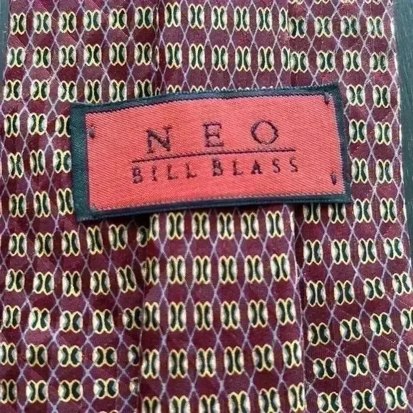 Bill Blass tie‎ - Picture 3 of 3